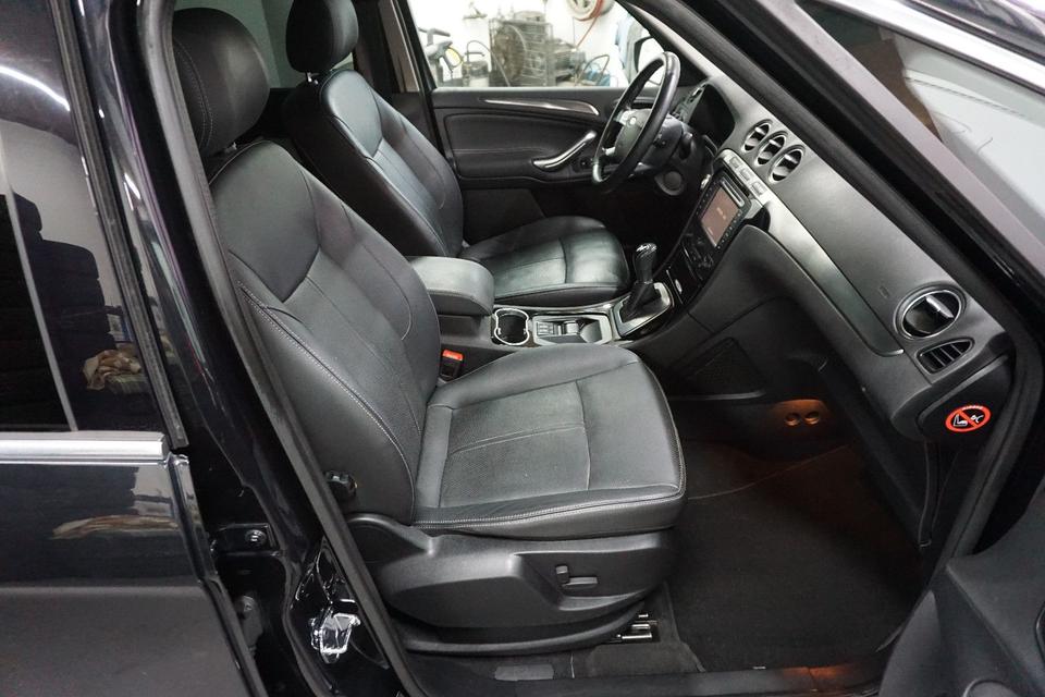 Ford S-Max 2014 — photo 10
