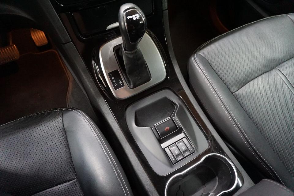 Ford S-Max 2014 — photo 14