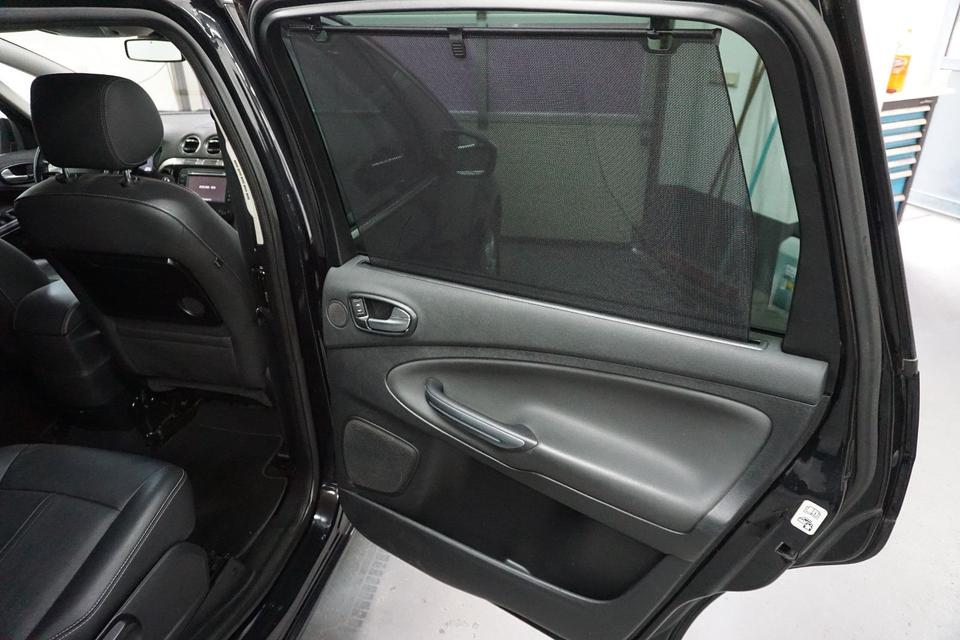 Ford S-Max 2014 — photo 15