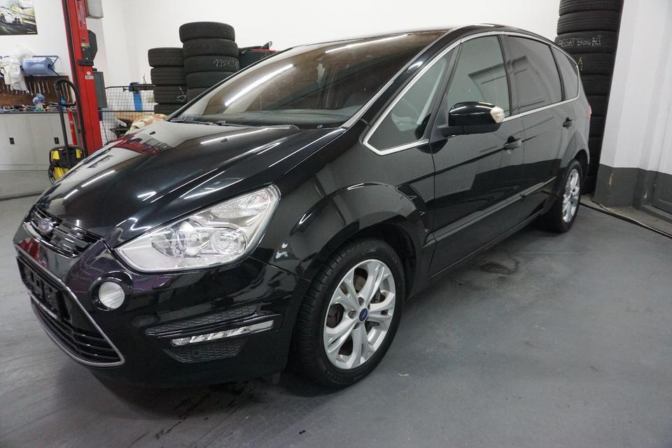 Ford S-Max 2014 — interior