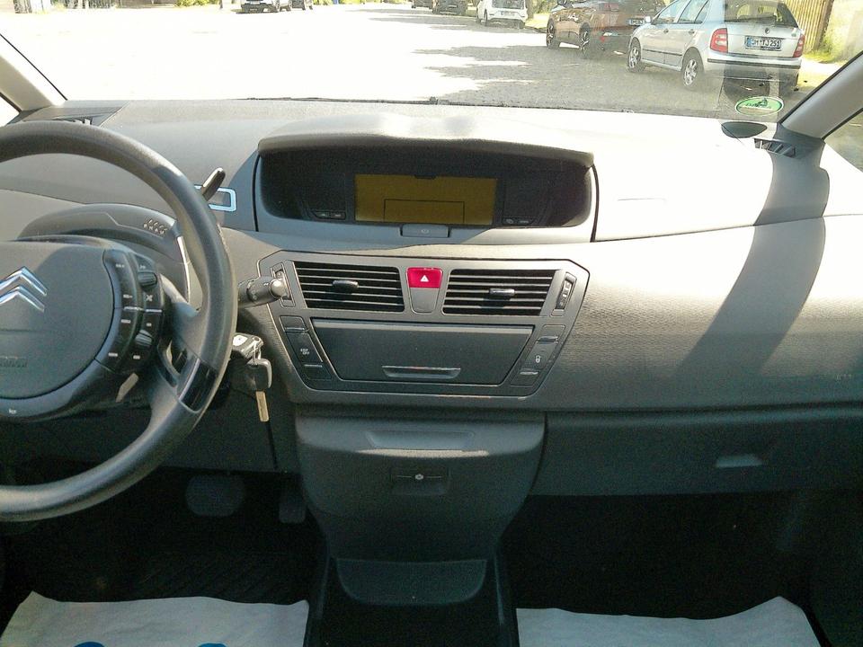 Citroen C4 Picasso 2007 — photo 14