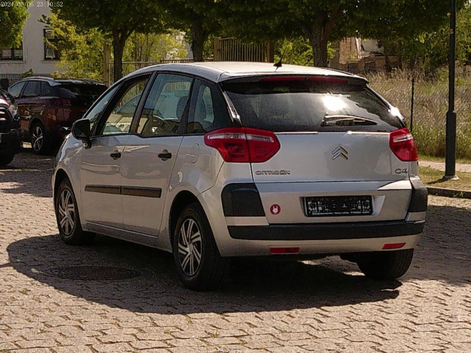 Citroen C4 Picasso 2007 — photo 8