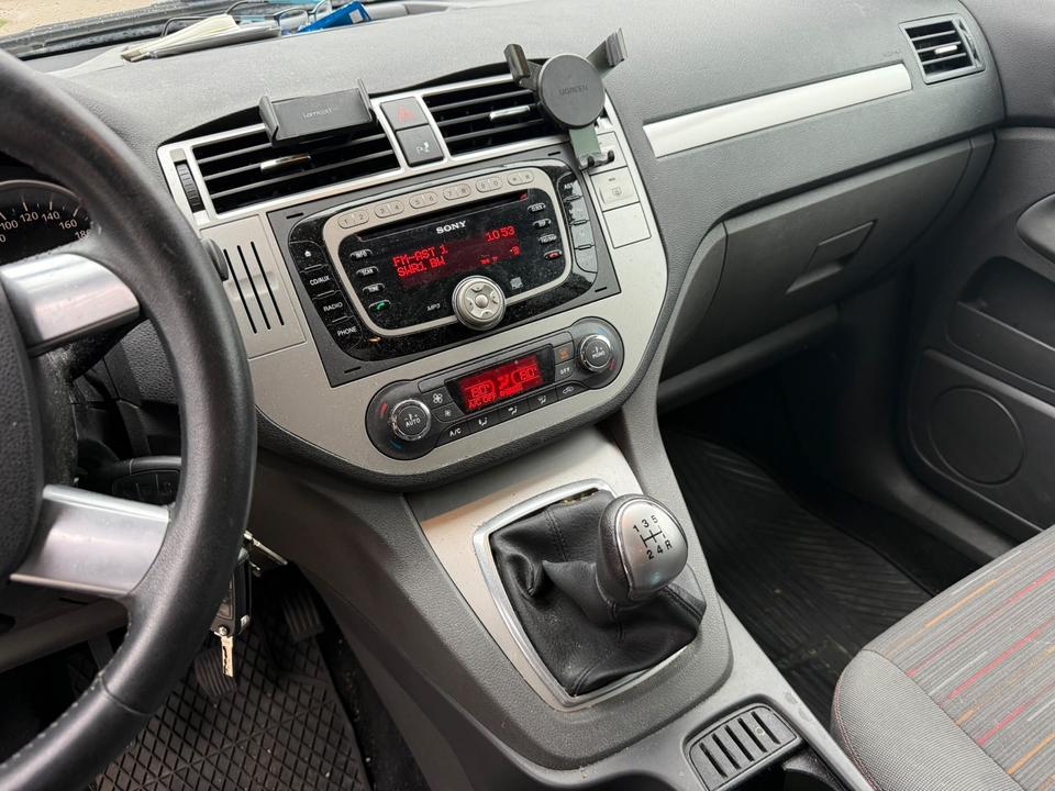 Ford C-Max 2010 — photo 9