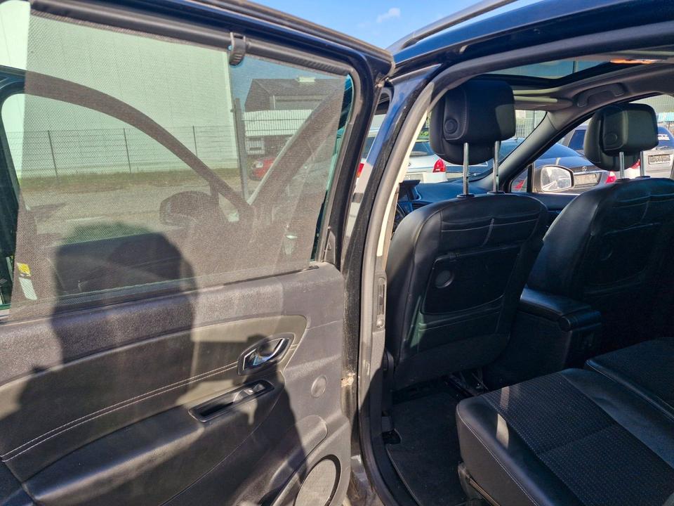 Renault Scenic 2013 — photo 10