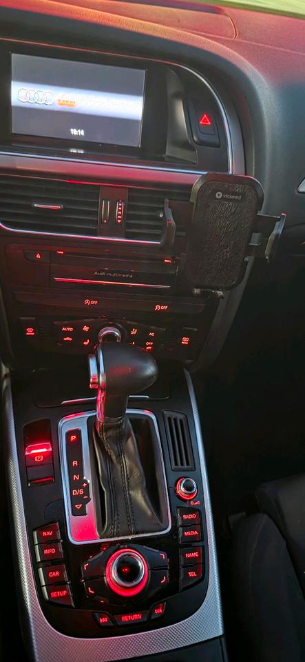 Audi A4 2012 — photo 12