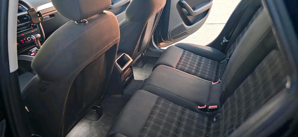 Audi A4 2012 — photo 16