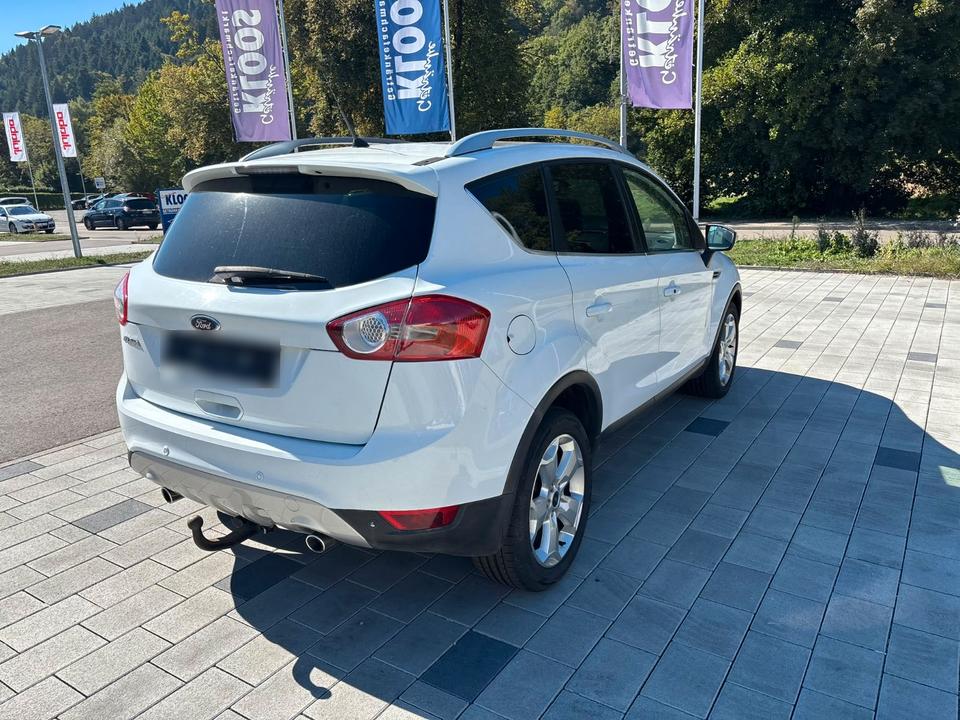 Ford Kuga 2011 — engine