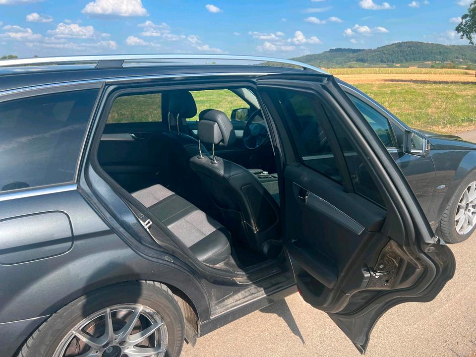 Mercedes Benz C 220 2009 — photo 5
