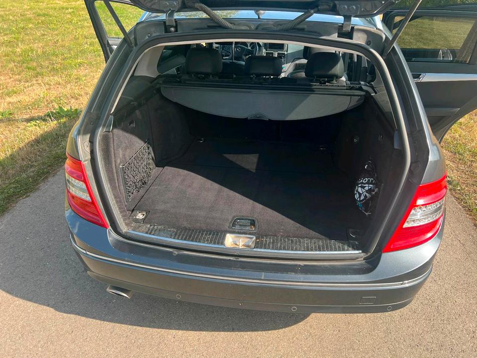 Mercedes Benz C 220 2009 — photo 9