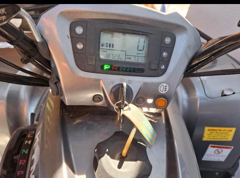 Kymco MXU 500 IRS LOF 4x4 Tüv bist Juli 2028 2014 — interior