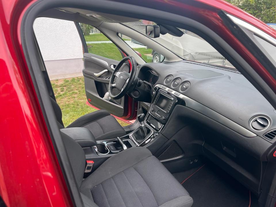 Ford S-Max 2014 — photo 10