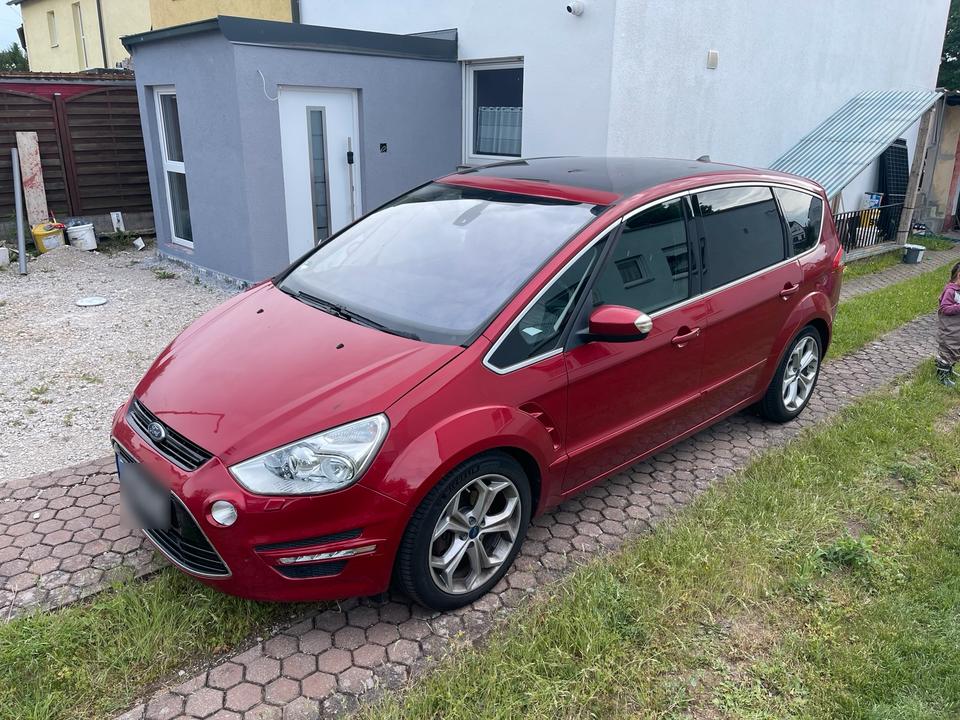 Ford S-Max 2014 — rear view