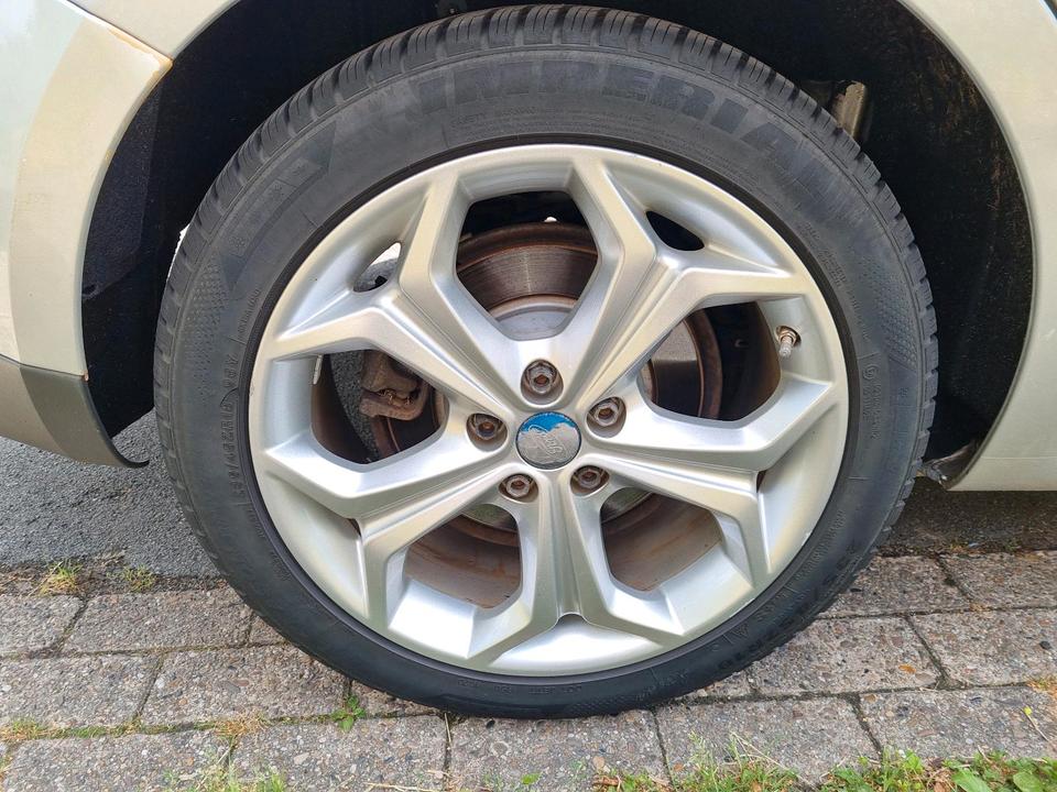 Ford S-Max 2010 — photo 10