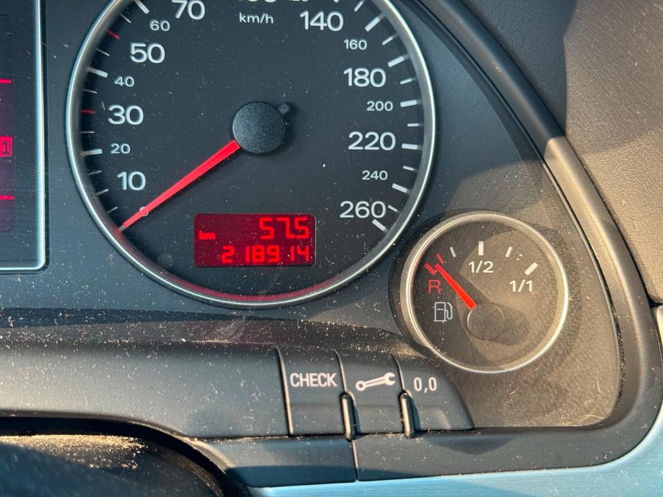 Audi A4 2007 — photo 6