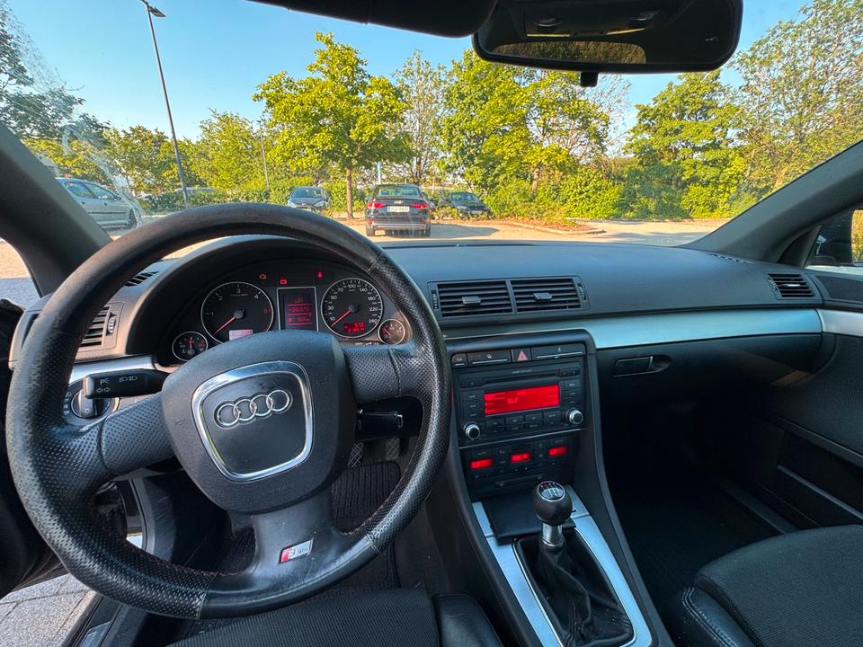 Audi A4 2007 — photo 9