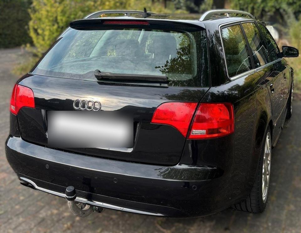 Audi A4 2006 — engine
