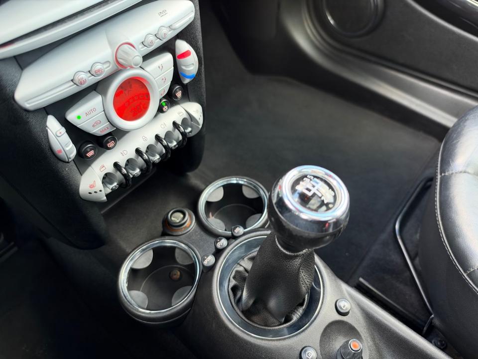Mini Cooper S Clubman 2010 — photo 11
