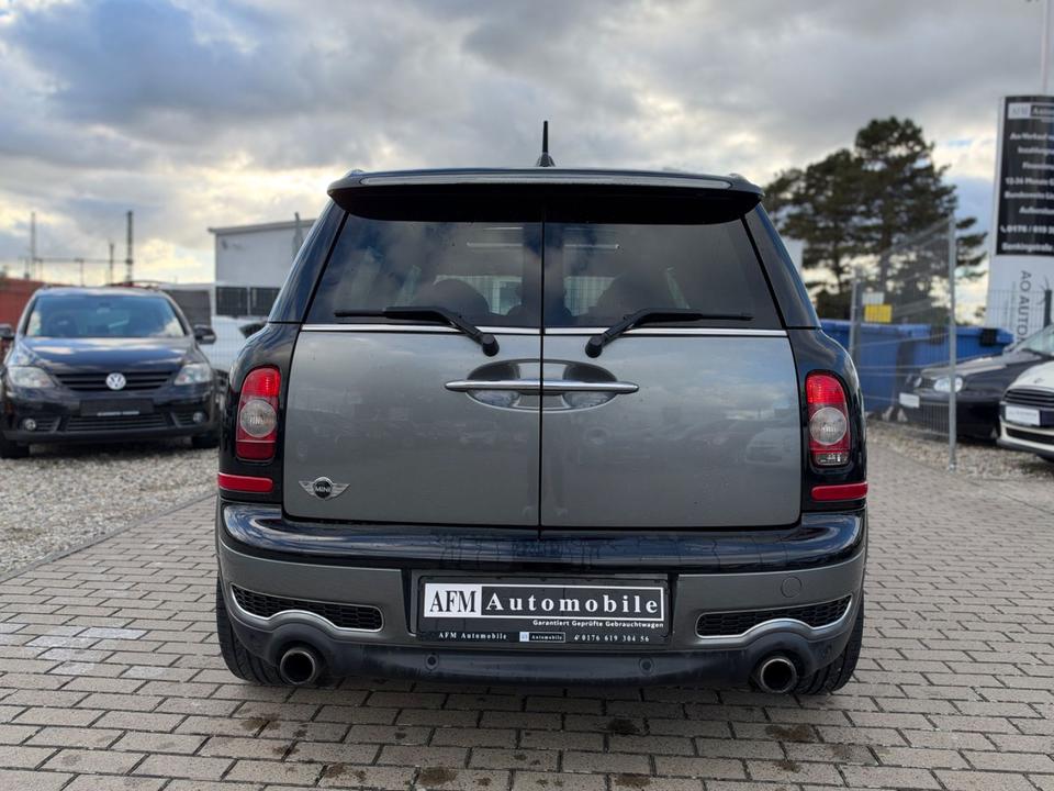 Mini Cooper S Clubman 2010 — engine