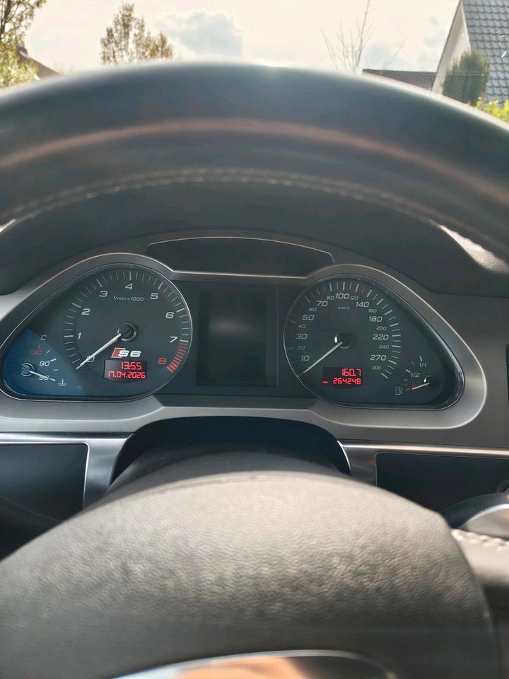 Audi S6 2006 — engine