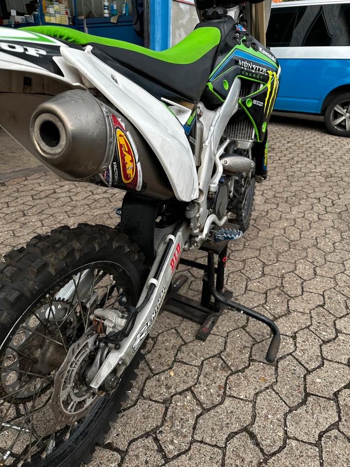 Kawasaki KXF 250 4T Motocross Motorrad Enduro 2011 — engine