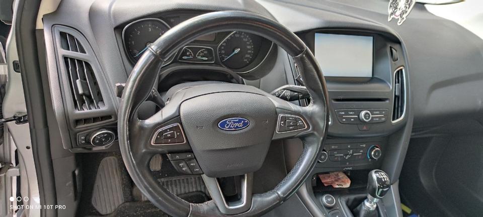 Ford Focus 2015 — photo 7