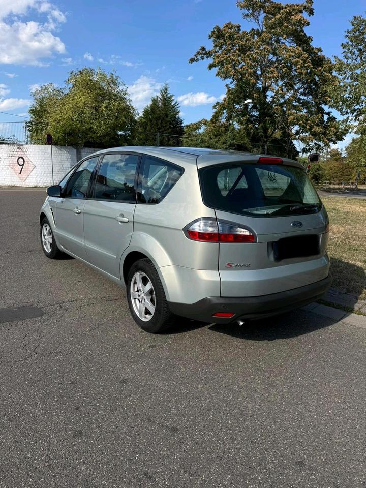 Ford S-Max 2008 — photo 14