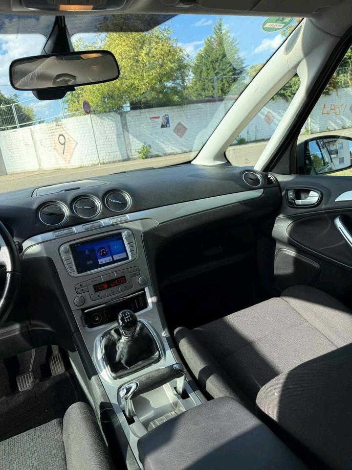 Ford S-Max 2008 — photo 9