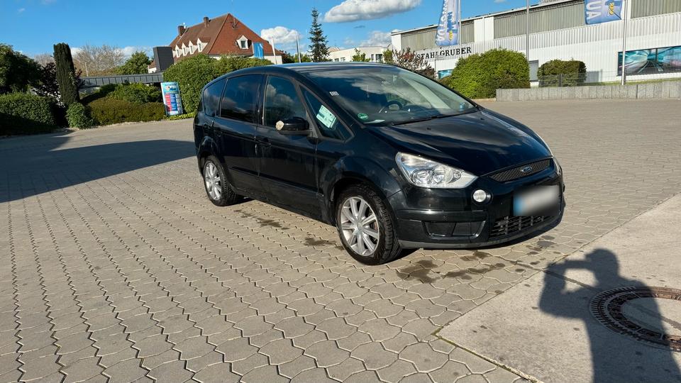 Ford C-Max 2009 — photo 6