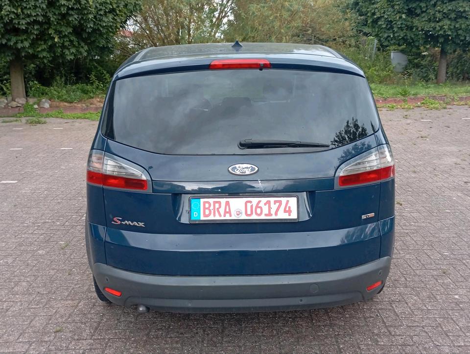 Ford S-Max 2010 — photo 5