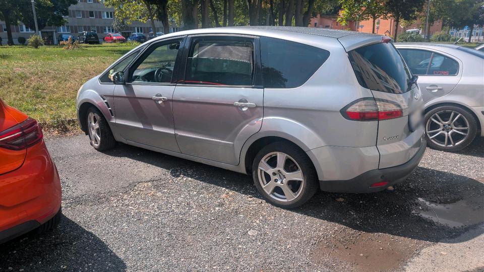 Ford S-Max 2007 — photo 17