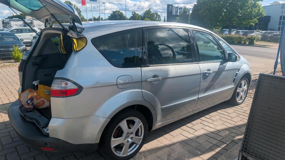 Ford S-Max 2007 — photo 18