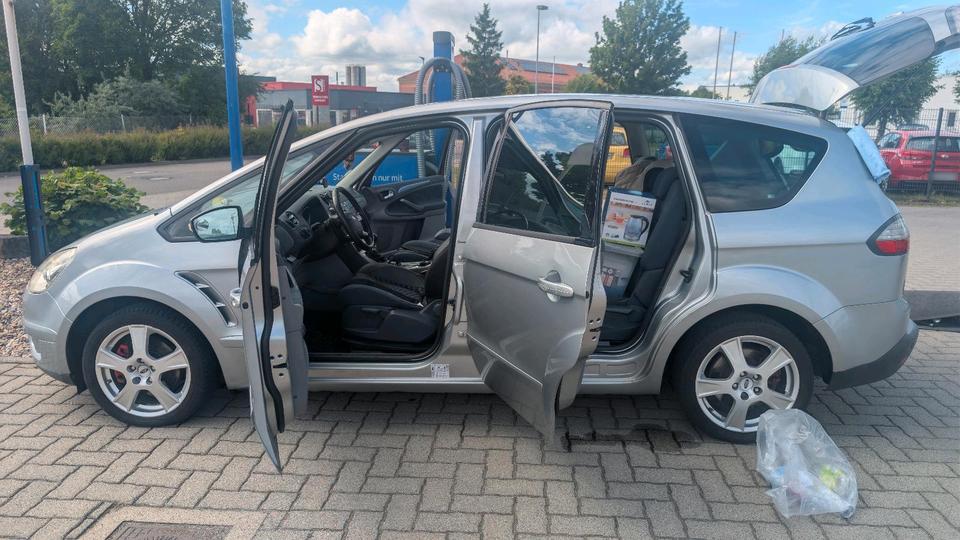 Ford S-Max 2007 — photo 20