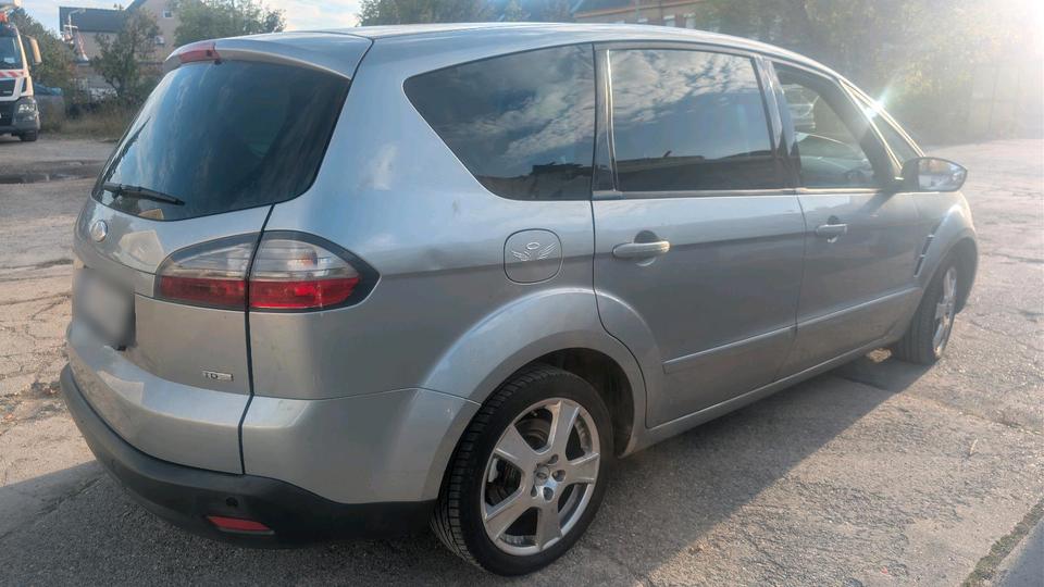Ford S-Max 2007 — interior