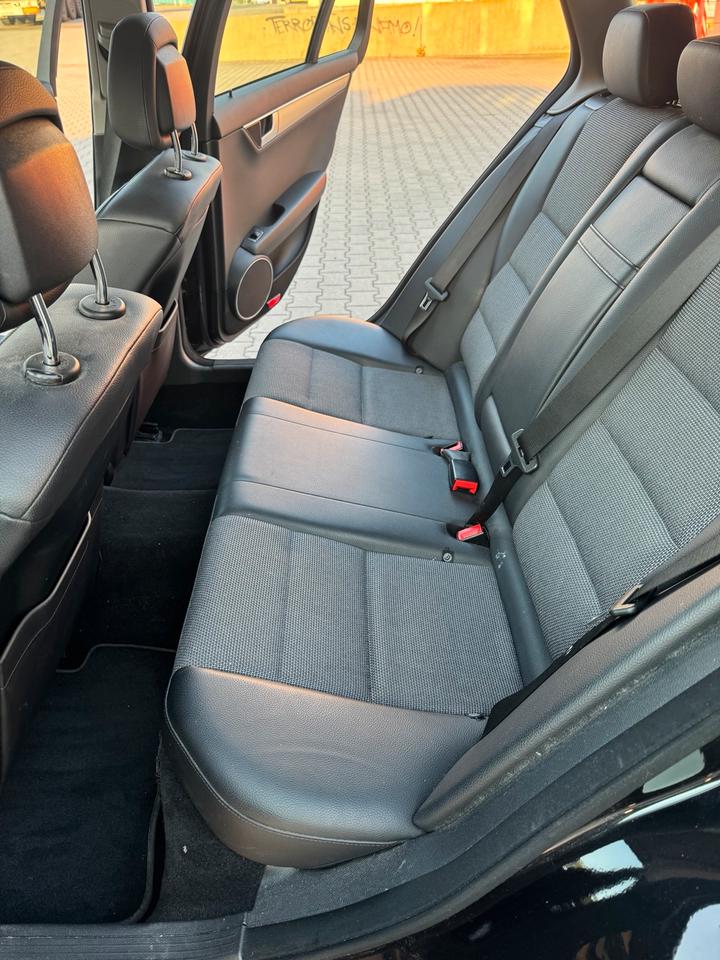 Mercedes Benz Weitere Mercedes Benz 2012 — photo 10