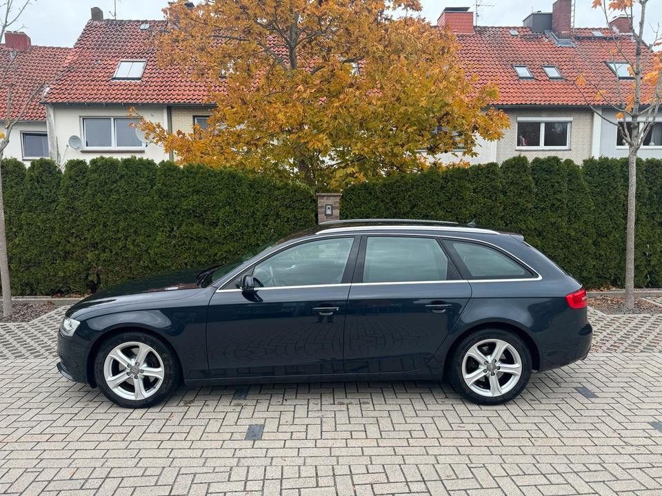 Audi A4 2014 — photo 7