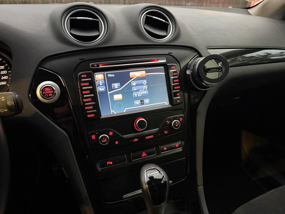 Ford Mondeo 2014 — photo 13