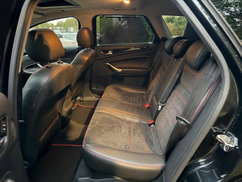 Ford Mondeo 2014 — photo 9