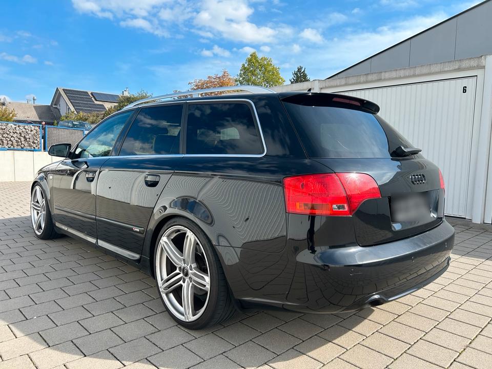 Audi A4 2006 — вигляд ззаду