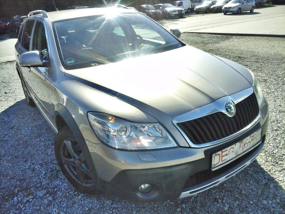 Skoda Octavia 2012 — photo 11