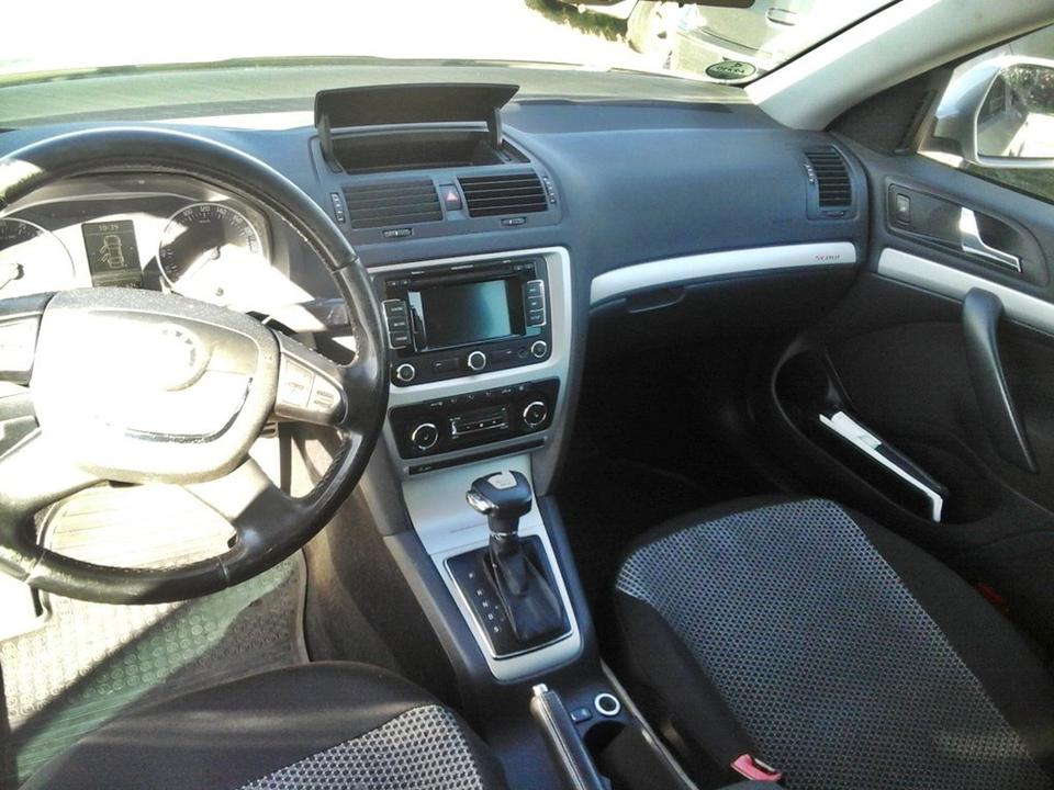 Skoda Octavia 2012 — photo 6