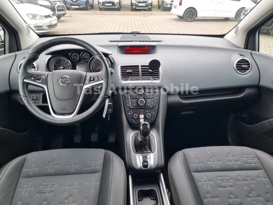 Opel Meriva 2013 — photo 8