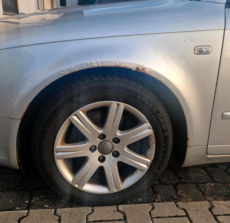 Audi A4 2004 — photo 5