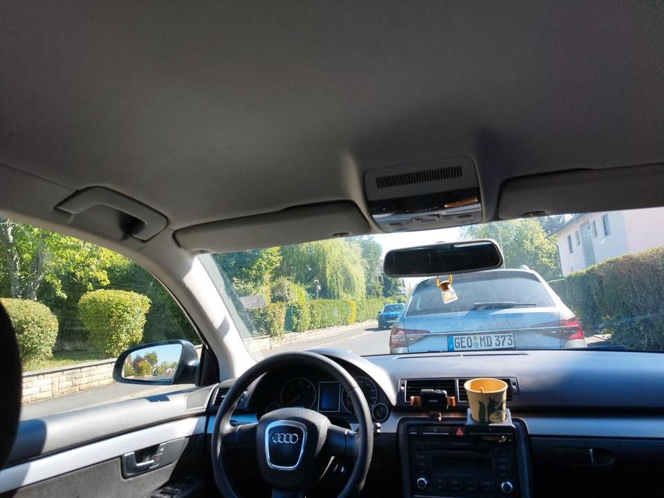 Audi A4 2007 — салон