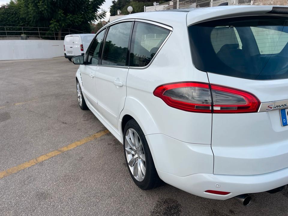 Ford S-Max 2012 — photo 6