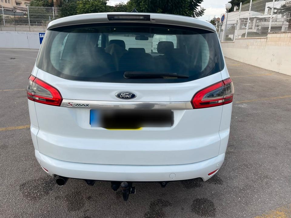 Ford S-Max 2012 — photo 8