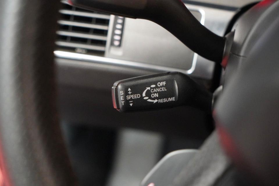 Audi A6 2005 — photo 26
