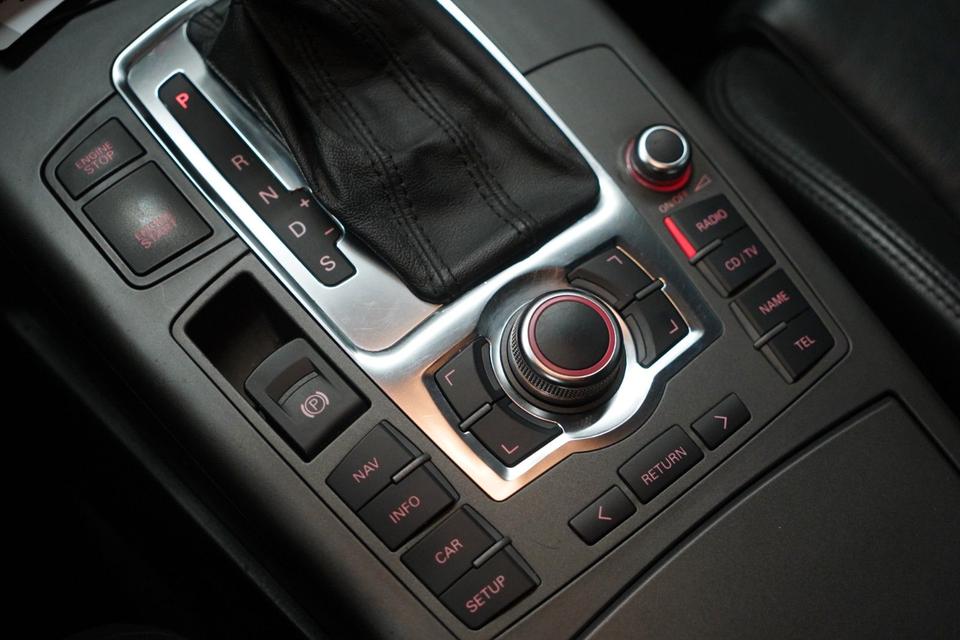Audi A6 2005 — photo 31