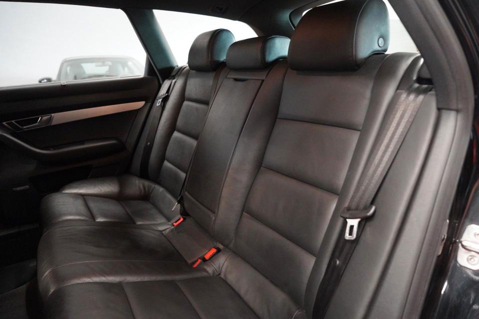Audi A6 2005 — photo 35
