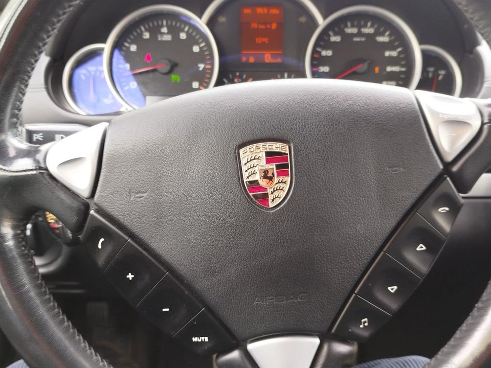 Porsche Cayenne 2007 — photo 15