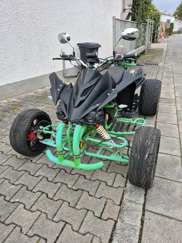 Weitere Motorräder Quad Lonchin 250 ccm 18 ps 2014 — rear view
